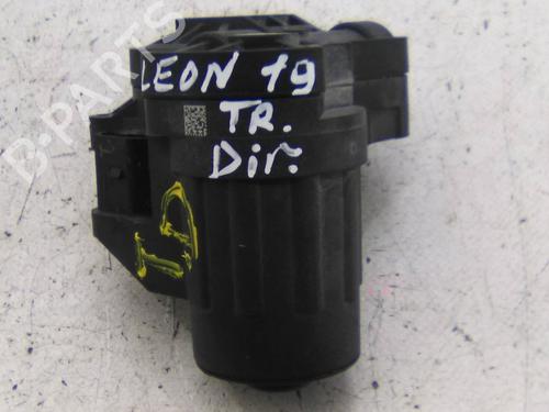 Used Electric handbrake Electric handbrake SEAT LEON (5F1) 1.0 TSI (115 hp) 21485951 21485951