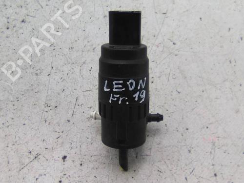 Used Washer pump Washer pump SEAT LEON (5F1) 1.0 TSI (115 hp) 21388052 21388052