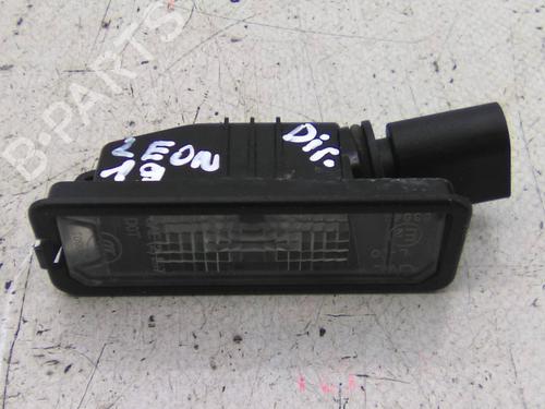 Used Licence plate light Licence plate light SEAT LEON (5F1) 1.0 TSI (115 hp) 21485953 21485953