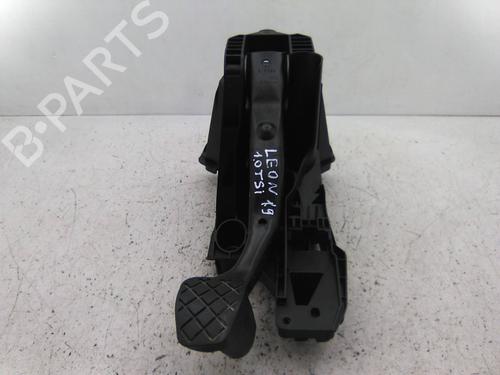 Used Break pedal Break pedal SEAT LEON (5F1) 1.0 TSI (115 hp) 21541388 21541388