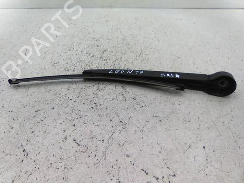 Used Rear windshield wiper arm Rear windshield wiper arm 21541438 21541438