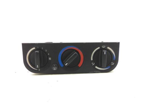 Used Climate control Climate control 22958072 22958072