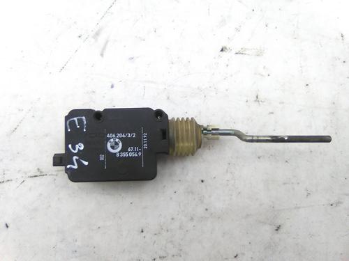 Used Fuel door actuator Fuel door actuator BMW 5 (E34) 525 tds (143 hp) 19844480 19844480