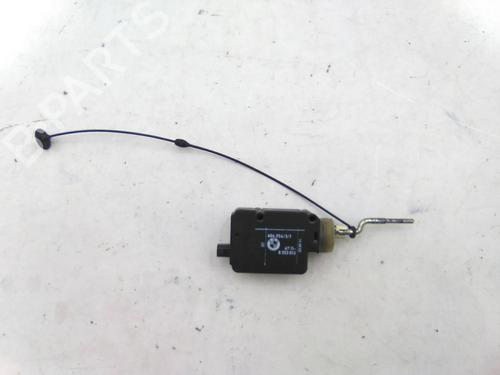 Used Fuel door actuator Fuel door actuator BMW 3 (E36) 318 i (113 hp) 22958185 22958185