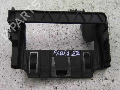 Suporte Suporte SKODA FABIA IV (PJ3) 1.0 TSI (95 hp) 36226270 36226270