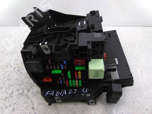Used Fuse box Fuse box SKODA FABIA IV (PJ3) 1.0 TSI (110 hp) 36226362 36226362
