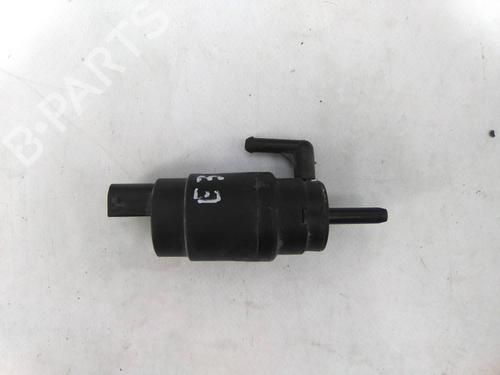 Used Washer pump Washer pump BMW 3 (E30) 318 i (105 hp) 22961834 22961834