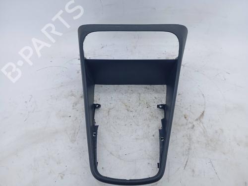 Used Middle console Middle console FORD FIESTA VII (HJ, HF) 1.5 TDCi (86 hp) 19845121 19845121