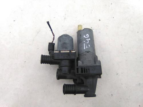 Used Auxiliary water pump Auxiliary water pump BMW 3 (E46) 320 d (150 hp) 19845293 19845293