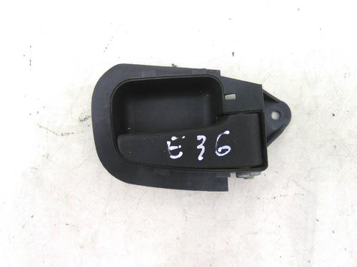 Højre bagtil invendig håndtag Højre bagtil invendig håndtag BMW 3 (E36) 318 i (113 hp) 22953963 22953963