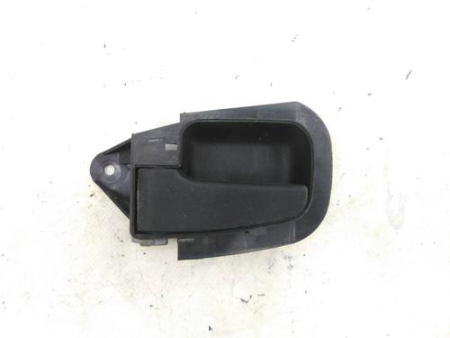 Venstre bak invendig håndtak Venstre bak invendig håndtak BMW 3 (E36) 318 i (113 hp) 22953977 22953977