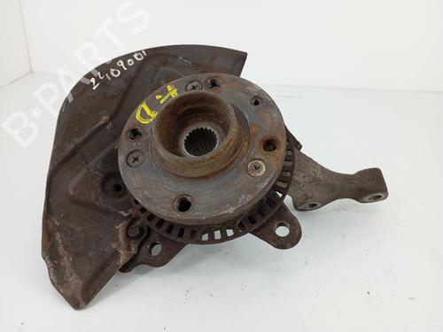 Used Right front steering knuckle Right front steering knuckle VW PASSAT B3/B4 (315, 3A5) 2.0 (116 hp) 31864913 31864913
