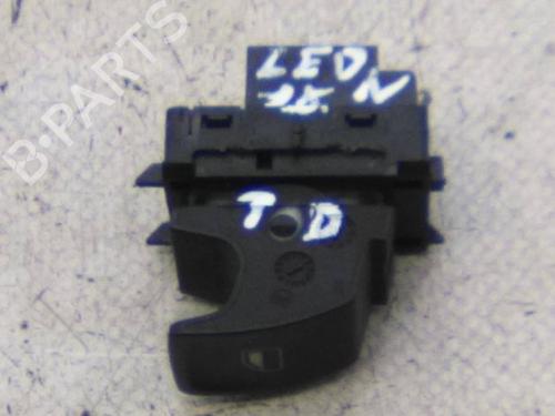 switch-seat-leon-5f1-16-tdi-5g0955855a-2012-2013-2014-2015-2016-2017-2018-2019-2020-2021-20129438 main image