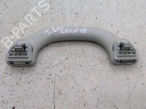 Used Interior roof handle Interior roof handle SEAT LEON (5F1) 1.6 TDI (105 hp) 20242472 20242472