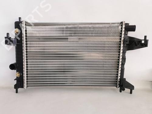 Used Water radiator Water radiator 19845519 19845519