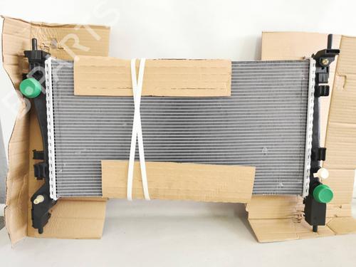 Used Water radiator Water radiator FIAT FIORINO MPV (225_) 1.3 JTD Multijet (225BXB1A, 225BXB11) (75 hp) 36226572 36226572