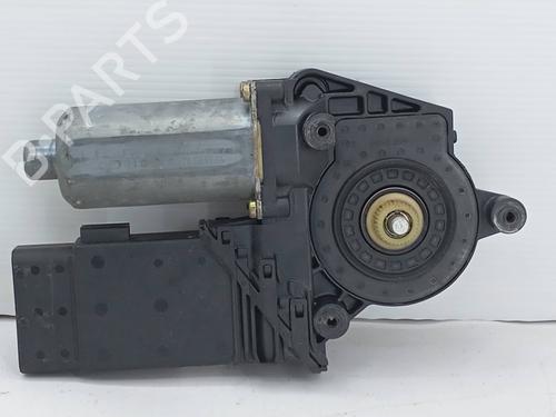Used Right front window motor Right front window motor VW PASSAT B5 (3B2) 1.9 TDI (90 hp) 22958596 22958596