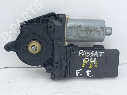 Used Left front window motor Left front window motor VW PASSAT B5.5 (3B3) 1.9 TDI (101 hp) 22958602 22958602