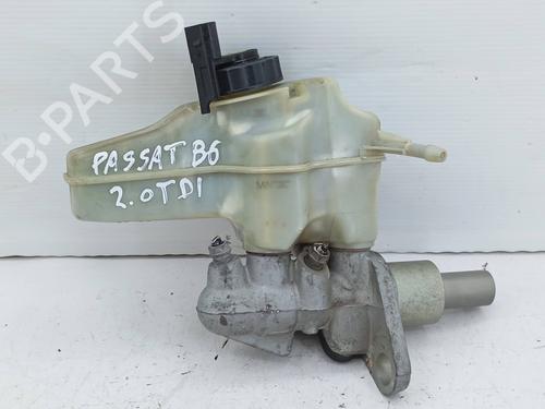 Used Brake master cylinder Brake master cylinder VW PASSAT B6 (3C2) 1.9 TDI (105 hp) 22954114 22954114