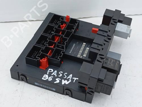 Used Fuse box Fuse box VW PASSAT B6 Variant (3C5) 2.0 TDI (120 hp) 22954149 22954149
