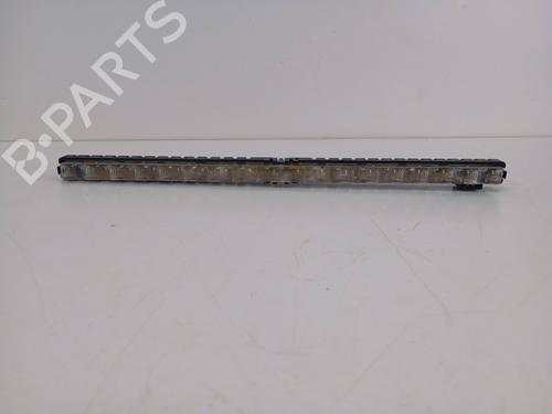 third-brake-light-vw-golf-iv-variant-1j5-1999-2000-2001-2002-2003-2004-2005-2006-33211585 main image
