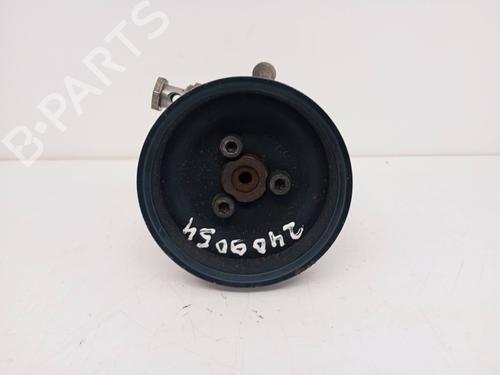 Used Steering pump Steering pump VW GOLF IV Variant (1J5) 1.4 16V (75 hp) 33028408 33028408