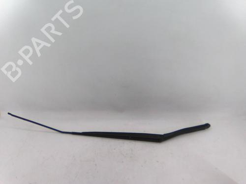 Used Front windshield wiper arm Front windshield wiper arm 22515635 22515635