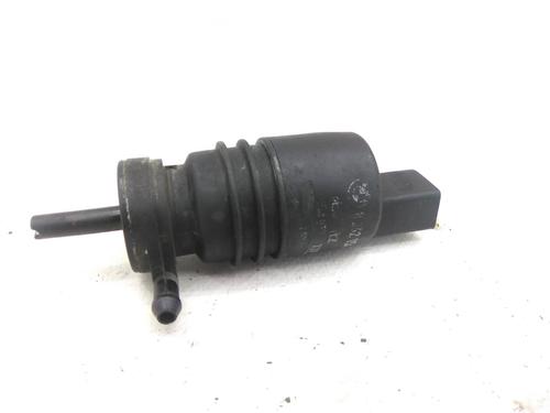 Used Washer pump Washer pump BMW 3 (E46) 320 d (150 hp) 21054070 21054070