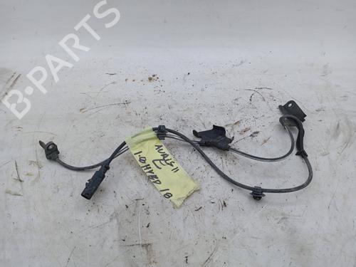 Used Electronic module Electronic module TOYOTA AURIS (_E18_) 1.8 Hybrid (ZWE186_, ZWE186R) (136 hp) 25120353 25120353