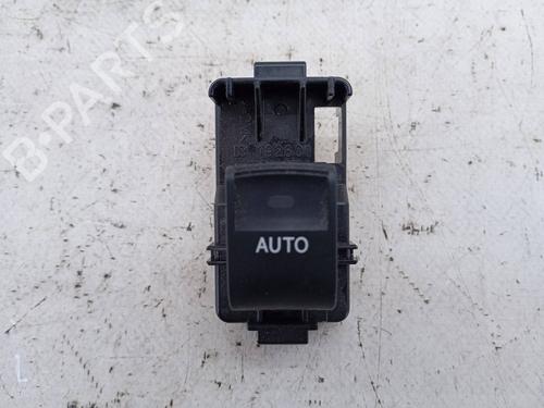 switch-toyota-auris-_e18_-2012-2013-2014-2015-2016-2017-2018-2019-25344244 main image