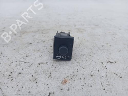 switch-toyota-auris-_e18_-2012-2013-2014-2015-2016-2017-2018-2019-25344261 main image