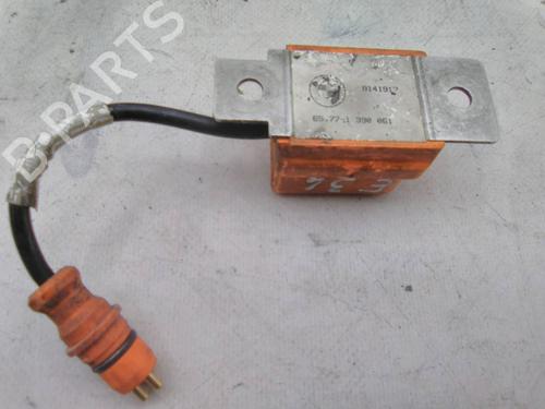 Used Electronic module Electronic module BMW 5 (E34) 524 td (115 hp) 20482643 20482643