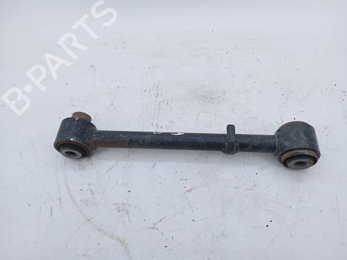 Venstre bagtil bærearm Venstre bagtil bærearm SEAT IBIZA I (21A) [1984-1993] 36226645 36226645