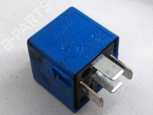 switch-bmw-1-convertible-e88-2007-2008-2009-2010-2011-2012-2013-24292786 main image