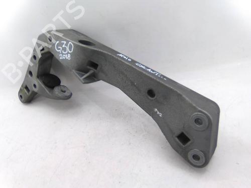 Used Gearbox mount Gearbox mount BMW 5 (G30, F90) M 550 d xDrive (400 hp) 24645200 24645200