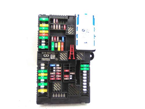 Used Fuse box Fuse box BMW 5 (G30, F90) M 550 d xDrive (400 hp) 24373699 24373699