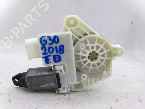 Used Right rear window motor Right rear window motor BMW 5 (G30, F90) M 550 d xDrive (400 hp) 24345322 24345322