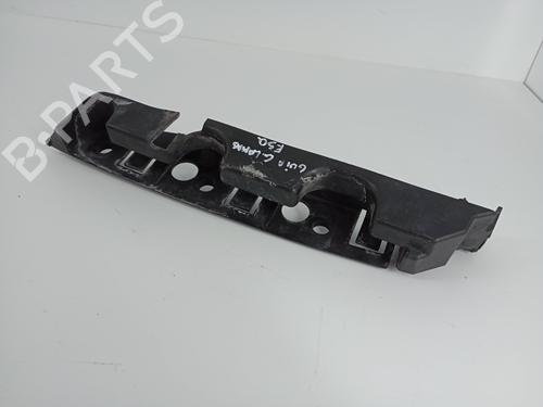 Used Front bumper bracket Front bumper bracket 31054213 31054213