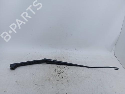 Used Front windshield wiper arm Front windshield wiper arm 21675727 21675727