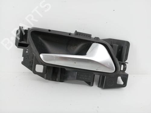 Used Front right interior door handle Front right interior door handle 31624857 31624857