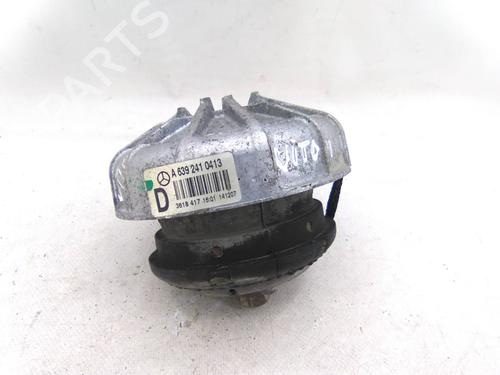 Used Engine mount Engine mount MERCEDES-BENZ VITO Bus (W639) 115 CDI (639.701, 639.703, 639.705) (150 hp) 25279151 25279151