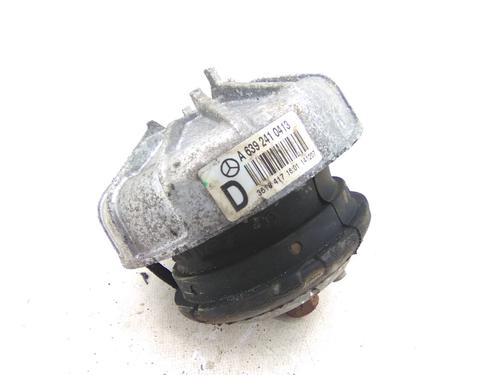 Used Engine mount Engine mount MERCEDES-BENZ VITO Bus (W639) 115 CDI (639.701, 639.703, 639.705) (150 hp) 25279155 25279155