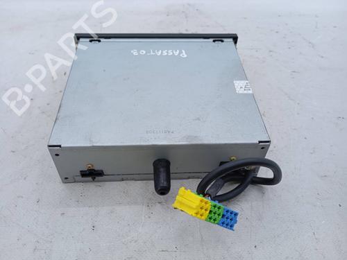 Radio VW PASSAT B5.5 (3B3) 1.9 TDI | BP30581586E6 - Image 4