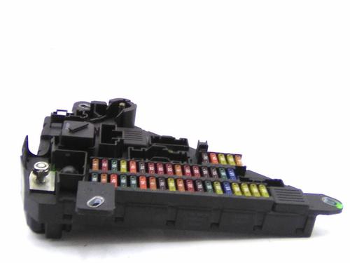 Used Fuse box Fuse box 21845889 21845889