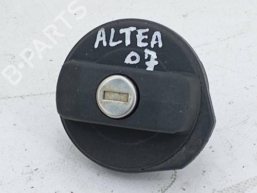 Trappe de carburant Trappe de carburant SEAT ALTEA (5P1) 1.9 TDI (105 hp) 22340221 22340221