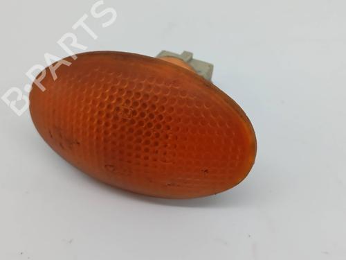 Pisca lateral esquerdo Pisca lateral esquerdo FORD TRANSIT Platform/Chassis (E_ _) 2.5 DI (EME/L/S, ENE/L/S) (76 hp) 31028919 31028919