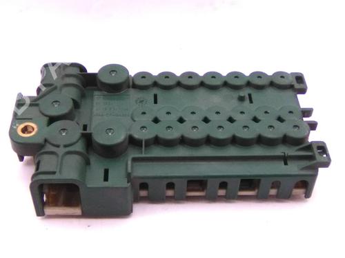 Used Fuse box Fuse box BMW 5 (E39) 525 tds (143 hp) 22603250 22603250