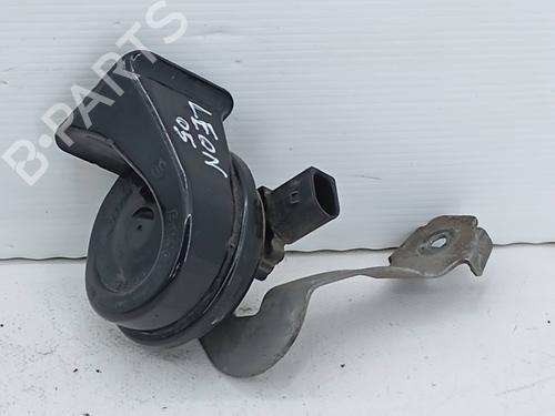 Used Horn Horn SEAT LEON (1P1) 1.9 TDI (105 hp) 22534102 22534102