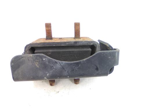 Used Engine mount Engine mount IVECO DAILY III Platform/Chassis 35 C 10 V , 35 S 10 V (AMJA14A1, AMJA64A1, AMJA65A1,... (95 hp) 25773593 25773593
