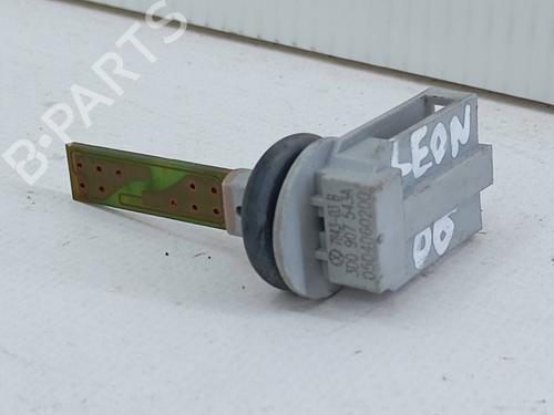 Used Electronic module Electronic module SEAT LEON (1P1) 2.0 TDI (140 hp) 22592820 22592820
